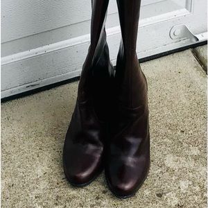 NWOT Michael Kors Knee High dark brown/burgundy size 8 boots.